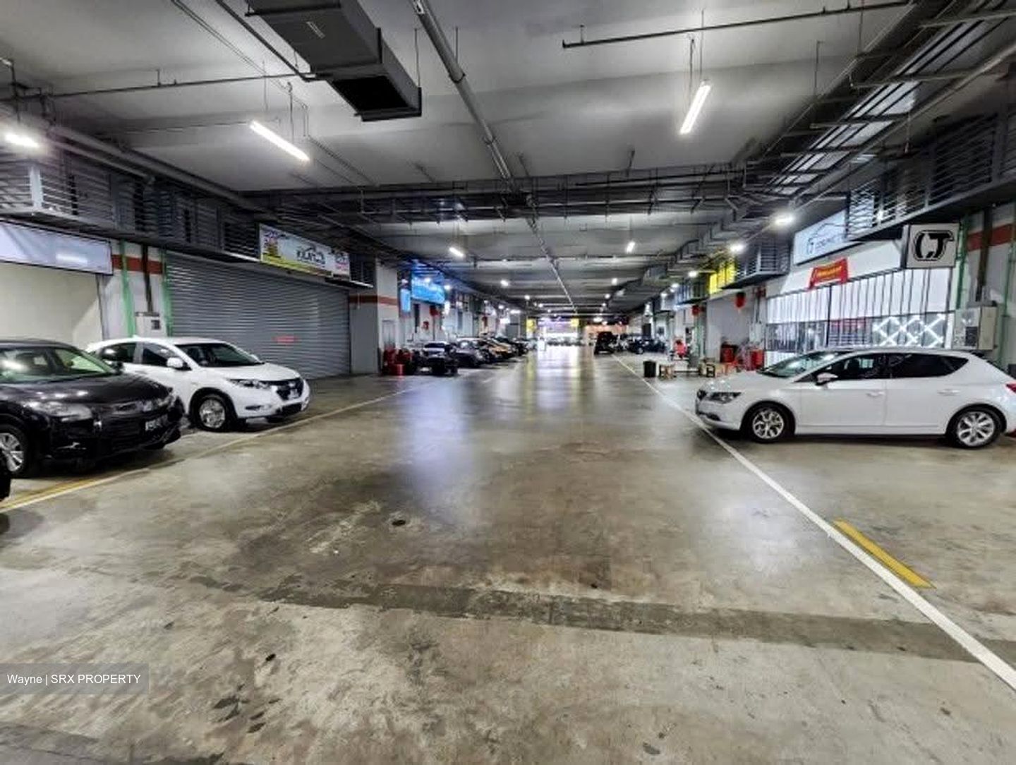 Carros Centre (D25), Factory #614447241